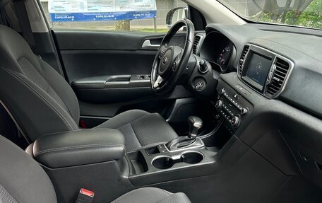 KIA Sportage IV рестайлинг, 2017 год, 2 190 000 рублей, 14 фотография