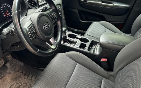 KIA Sportage IV рестайлинг, 2017 год, 2 190 000 рублей, 15 фотография