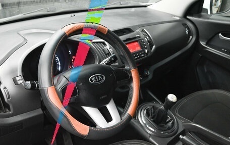 KIA Sportage III, 2011 год, 1 290 000 рублей, 17 фотография