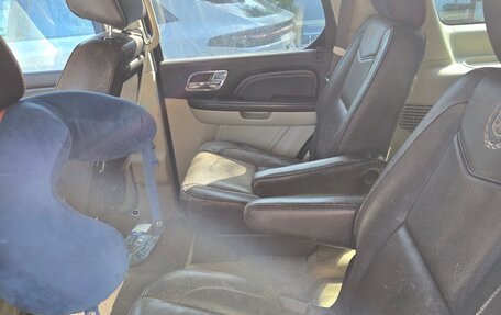 Cadillac Escalade III, 2010 год, 1 300 000 рублей, 9 фотография