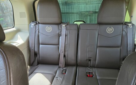 Cadillac Escalade III, 2010 год, 1 300 000 рублей, 10 фотография