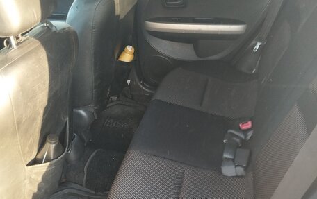 Toyota Ist II, 2004 год, 420 000 рублей, 15 фотография