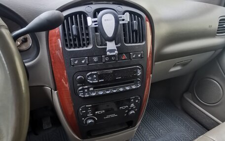 Chrysler Voyager IV, 2006 год, 1 200 000 рублей, 12 фотография
