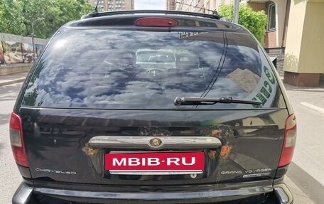 Chrysler Voyager IV, 2006 год, 1 200 000 рублей, 34 фотография