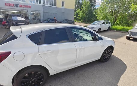 Opel Astra J, 2011 год, 950 000 рублей, 8 фотография