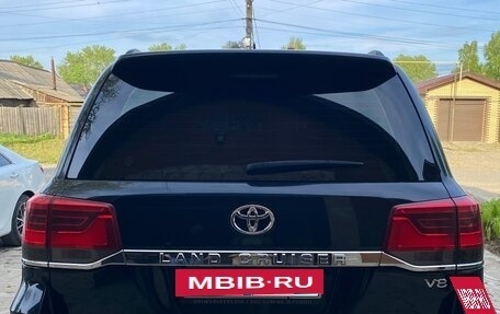 Toyota Land Cruiser 200, 2016 год, 5 300 000 рублей, 6 фотография
