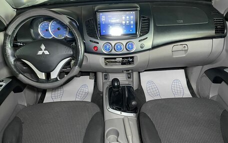 Mitsubishi L200 IV рестайлинг, 2007 год, 950 000 рублей, 11 фотография