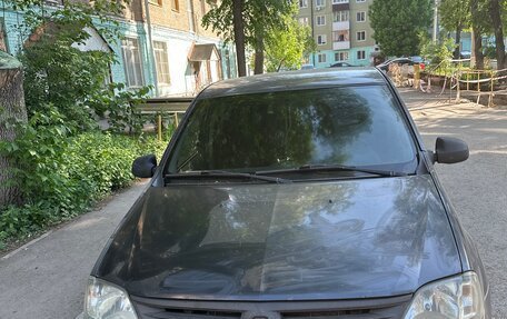 Renault Logan I, 2008 год, 300 000 рублей, 1 фотография