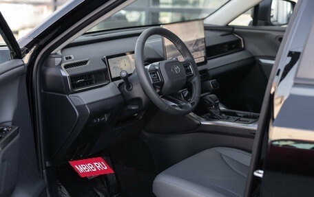 Toyota RAV4, 2026 год, 3 990 000 рублей, 19 фотография