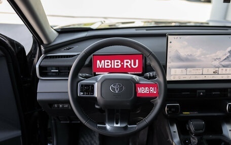 Toyota RAV4, 2026 год, 3 990 000 рублей, 22 фотография