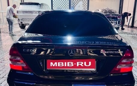 Mercedes-Benz C-Класс, 2004 год, 500 000 рублей, 5 фотография