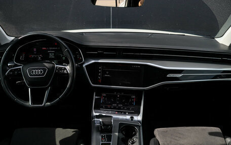 Audi A6, 2021 год, 4 500 000 рублей, 11 фотография