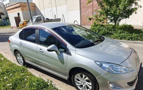 Peugeot 408 I рестайлинг, 2013 год, 670 000 рублей, 3 фотография