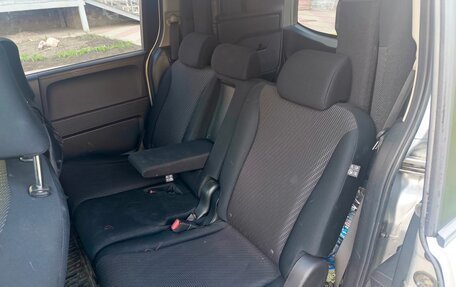 Honda Freed I, 2014 год, 1 200 000 рублей, 6 фотография