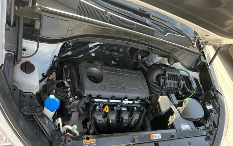 Hyundai Santa Fe III рестайлинг, 2013 год, 2 150 000 рублей, 15 фотография
