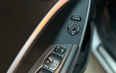 Hyundai Santa Fe III рестайлинг, 2013 год, 2 150 000 рублей, 20 фотография