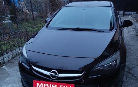 Opel Astra J, 2014 год, 875 000 рублей, 2 фотография