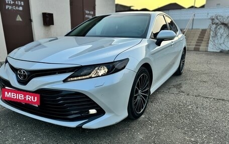 Toyota Camry, 2019 год, 2 850 000 рублей, 3 фотография