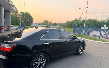 Toyota Camry, 2017 год, 1 900 000 рублей, 3 фотография
