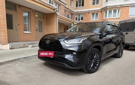 Toyota Highlander, 2025 год, 4 850 000 рублей, 2 фотография