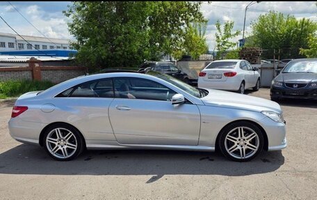 Mercedes-Benz E-Класс, 2011 год, 1 710 000 рублей, 8 фотография
