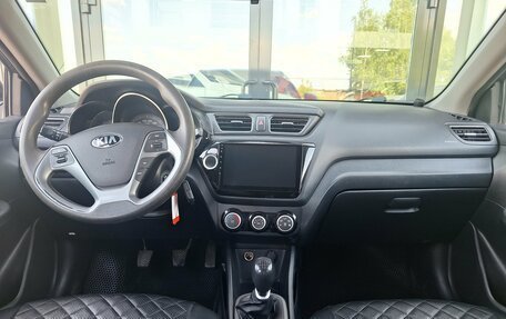 KIA Rio III рестайлинг, 2016 год, 830 000 рублей, 10 фотография