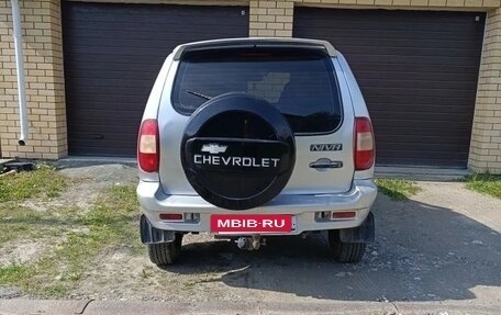 Chevrolet Niva I рестайлинг, 2006 год, 260 000 рублей, 3 фотография