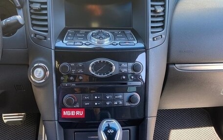 Infiniti FX II, 2012 год, 2 150 000 рублей, 30 фотография