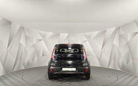 KIA Soul II рестайлинг, 2018 год, 1 615 000 рублей, 8 фотография