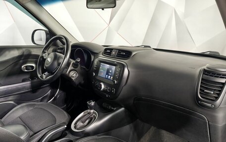 KIA Soul II рестайлинг, 2018 год, 1 615 000 рублей, 13 фотография