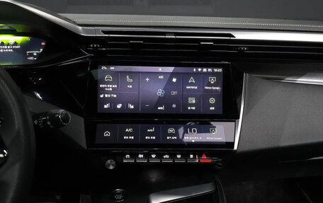 Peugeot 308, 2022 год, 1 920 000 рублей, 14 фотография
