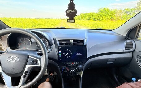 Hyundai Solaris II рестайлинг, 2013 год, 666 666 рублей, 9 фотография