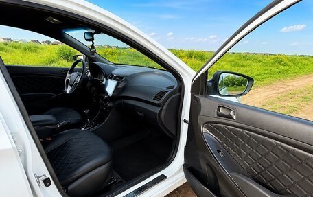 Hyundai Solaris II рестайлинг, 2013 год, 666 666 рублей, 16 фотография