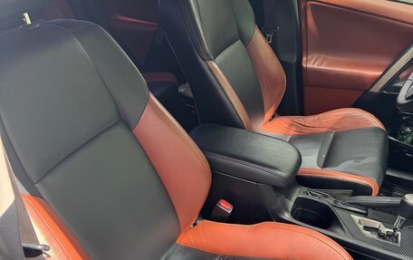 Toyota RAV4, 2013 год, 1 850 000 рублей, 16 фотография