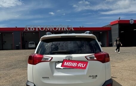Toyota RAV4, 2013 год, 1 850 000 рублей, 5 фотография