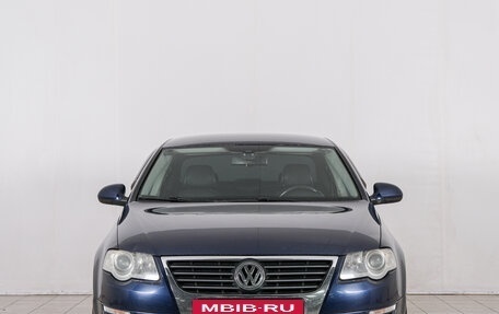 Volkswagen Passat B6, 2010 год, 899 000 рублей, 2 фотография