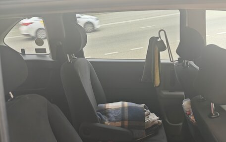 Honda Freed I, 2010 год, 1 050 000 рублей, 22 фотография
