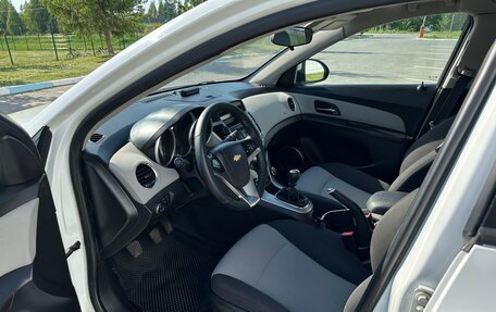 Chevrolet Cruze II, 2012 год, 635 000 рублей, 9 фотография