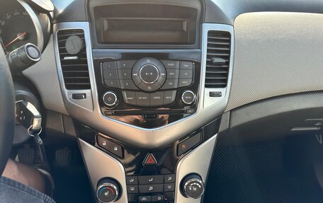Chevrolet Cruze II, 2012 год, 635 000 рублей, 13 фотография