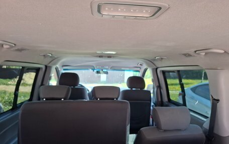 Hyundai H-1 II рестайлинг, 2012 год, 1 700 000 рублей, 10 фотография