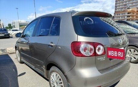 Volkswagen Golf Plus II, 2011 год, 950 000 рублей, 6 фотография