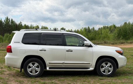 Toyota Land Cruiser 200, 2014 год, 4 000 000 рублей, 7 фотография