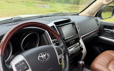 Toyota Land Cruiser 200, 2014 год, 4 000 000 рублей, 16 фотография