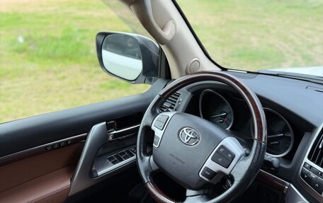 Toyota Land Cruiser 200, 2014 год, 4 000 000 рублей, 15 фотография