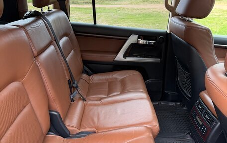 Toyota Land Cruiser 200, 2014 год, 4 000 000 рублей, 18 фотография