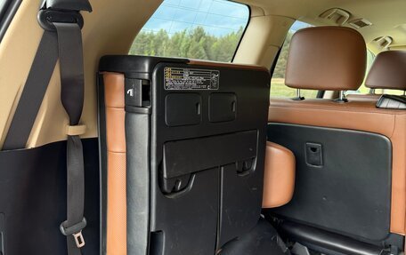 Toyota Land Cruiser 200, 2014 год, 4 000 000 рублей, 21 фотография