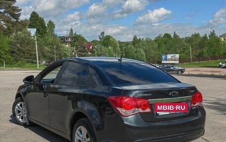 Chevrolet Cruze II, 2014 год, 830 000 рублей, 3 фотография