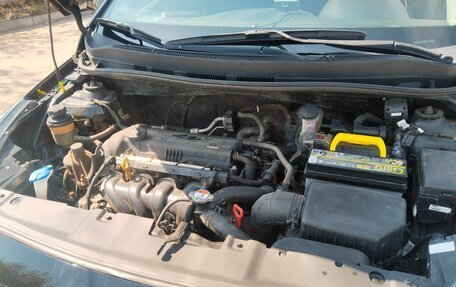 Hyundai Solaris II рестайлинг, 2013 год, 900 000 рублей, 6 фотография