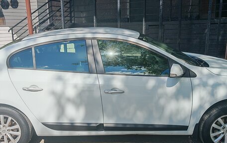 Renault Fluence I, 2013 год, 900 000 рублей, 3 фотография