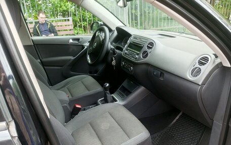 Volkswagen Tiguan I, 2011 год, 1 500 000 рублей, 10 фотография